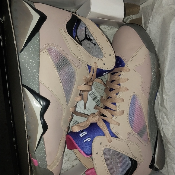 Jordan 7 - Picture 2 of 4